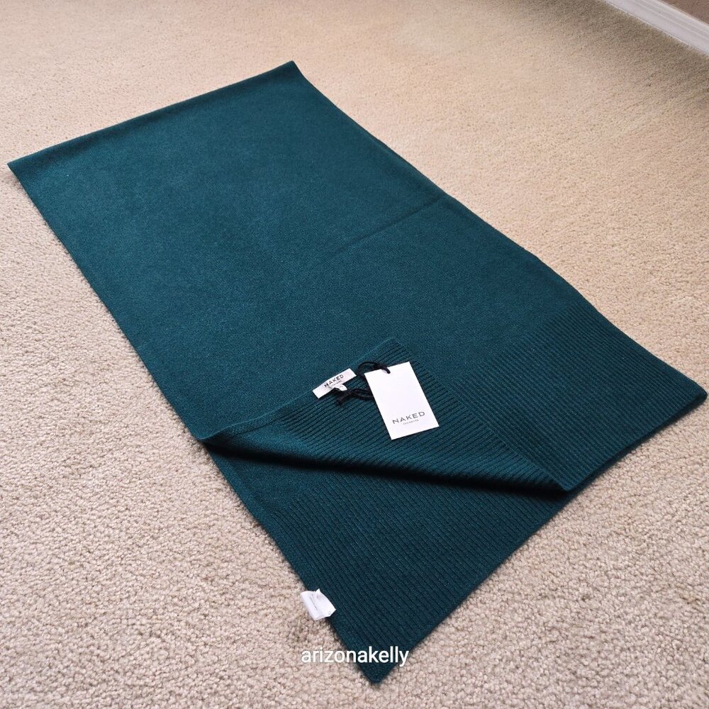 NWT Naked Cashmere 100% Cashmere Scarf Green Evergreen - Picture 4 of 16